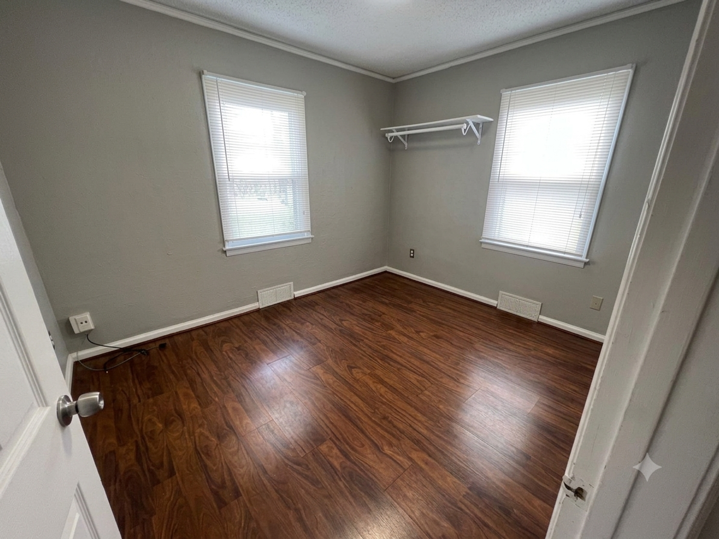 2929 Burdette St – photo 4