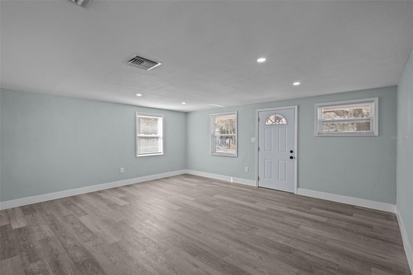 1682 Wilmar Ave – photo 5