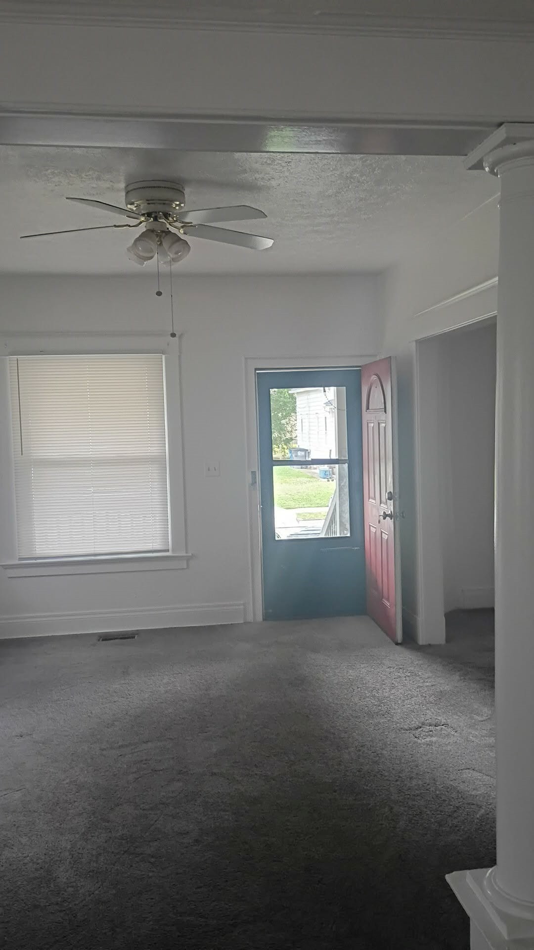 1122 Pinewood Ave – photo 2