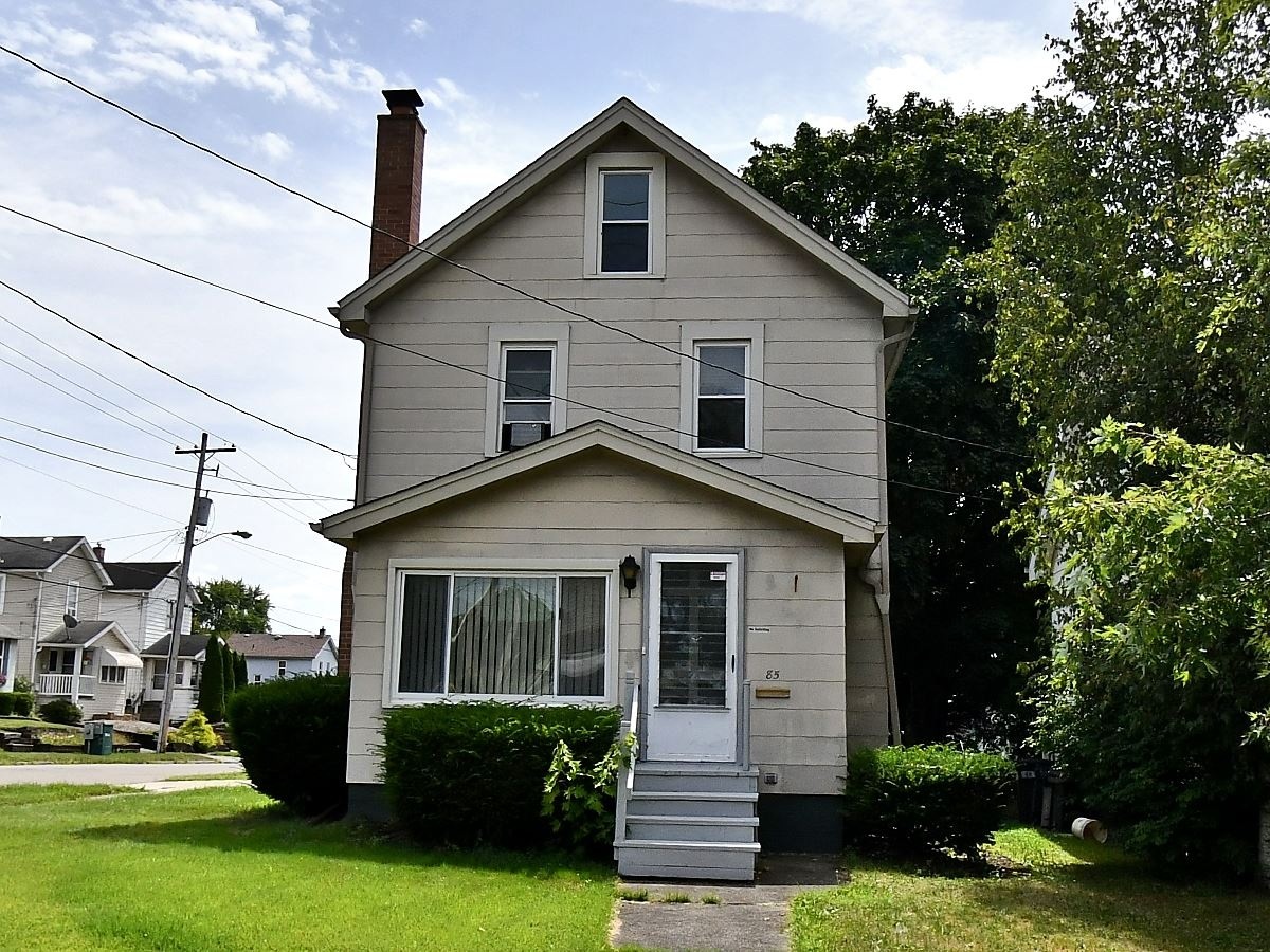 85 Smithsonian St – photo 1