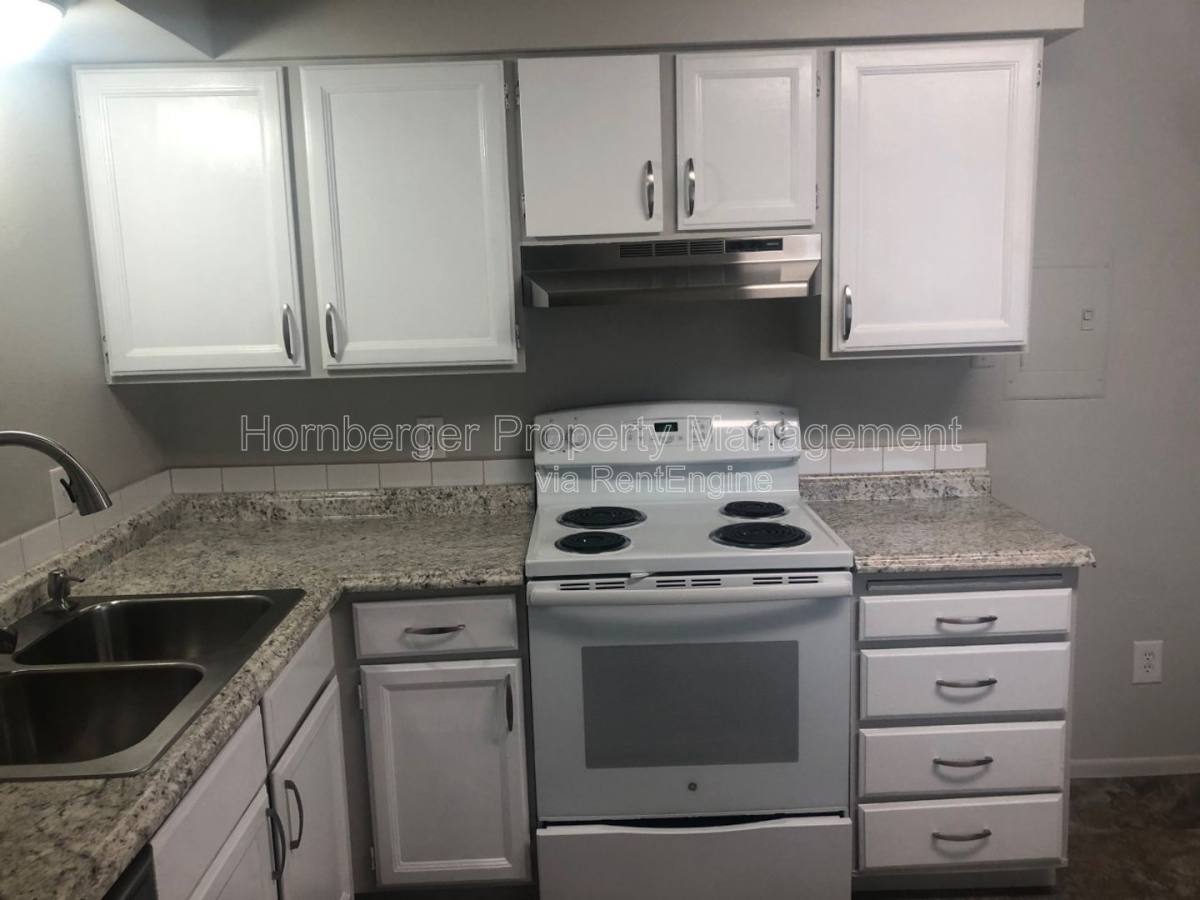 3203 N Smith St unit 11 – photo 4
