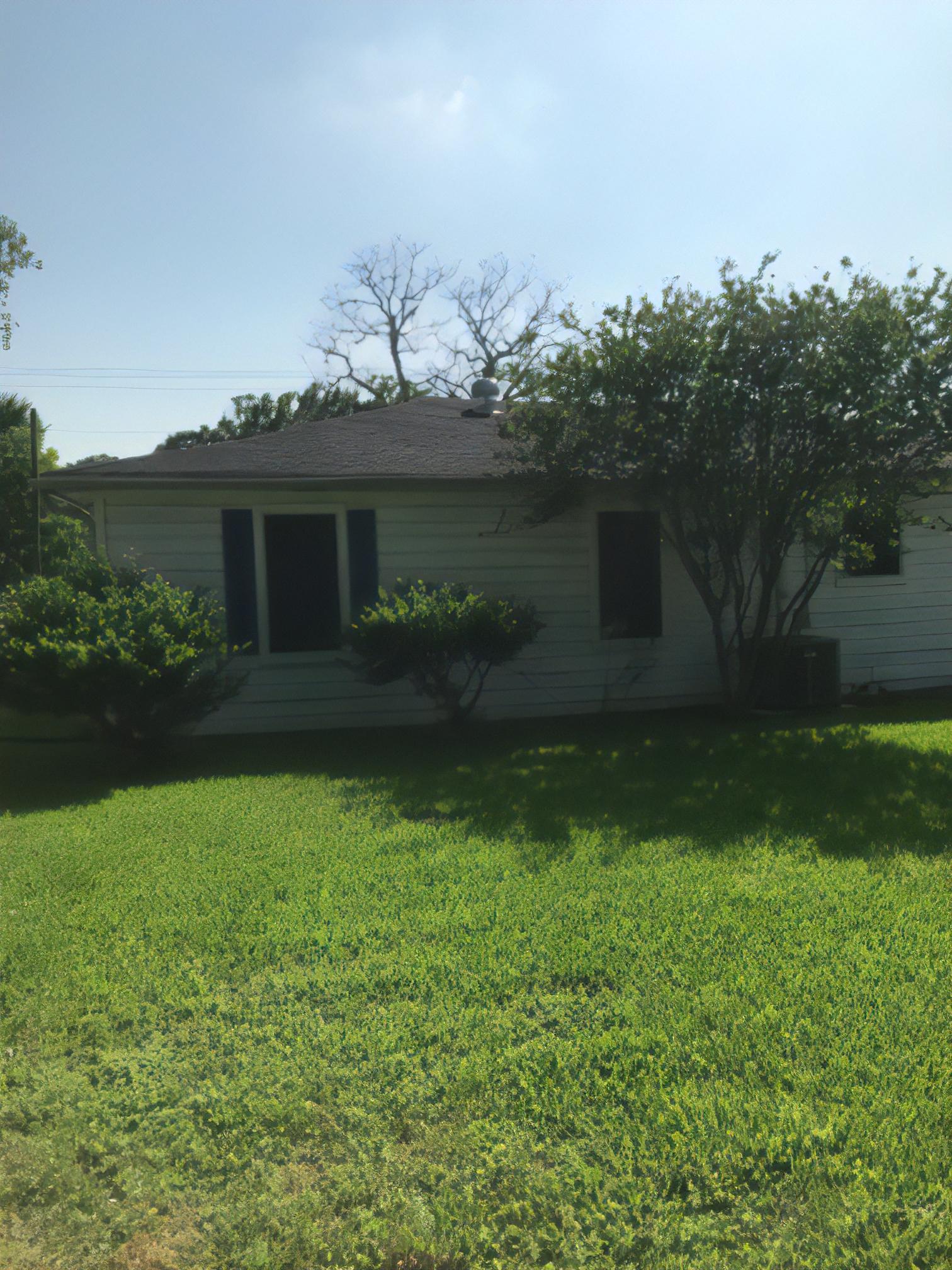 1402 W Martin Luther King Jr St – photo 5
