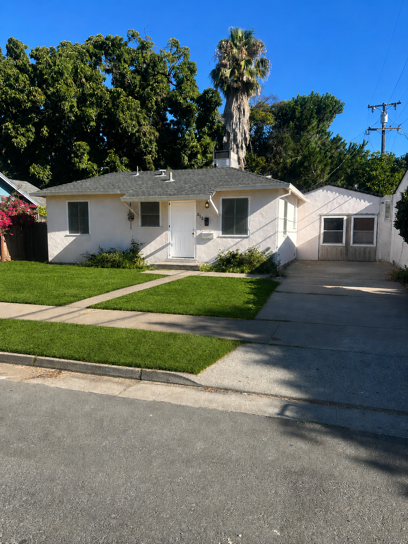 2121 Raymond Ave – photo 1