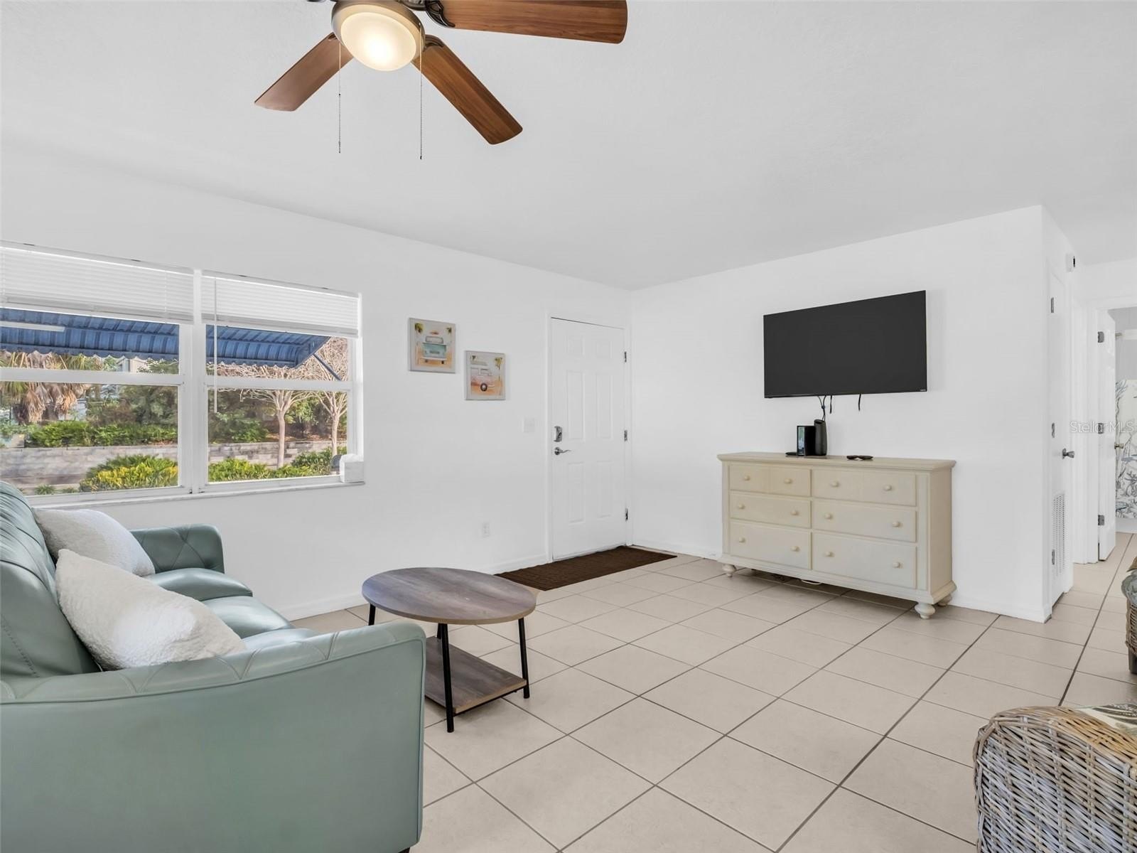 103 E Park St – photo 4