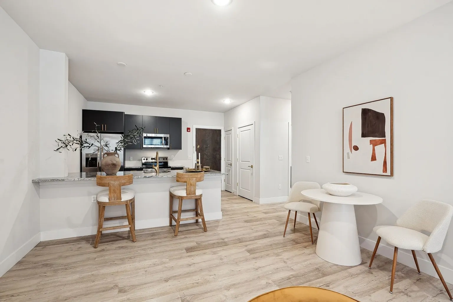 227 North Walnut – photo 2