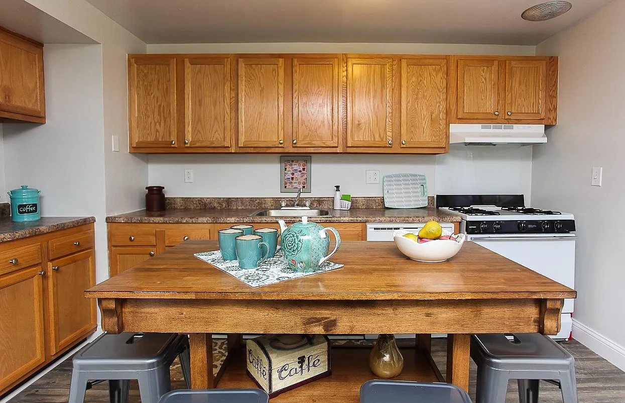 Walden Circle Townhouses – photo 3