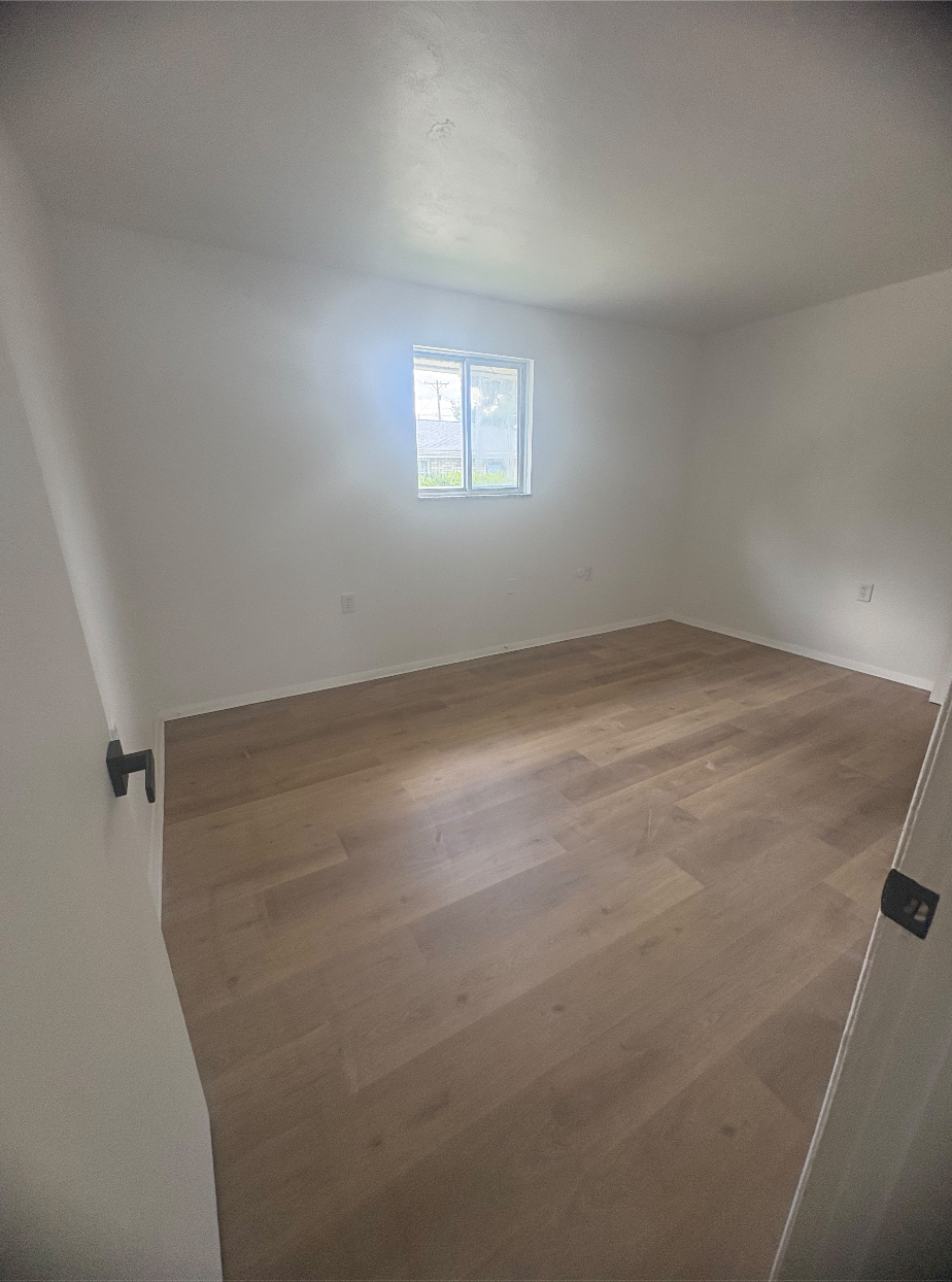 437-439 Forest St unit 437 – photo 5