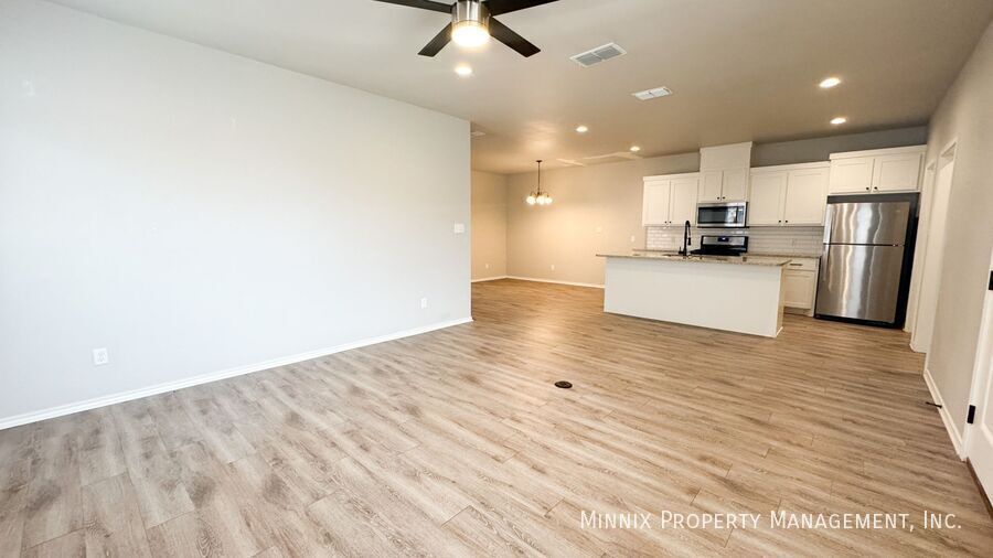 2401 Quitman Ave – photo 3