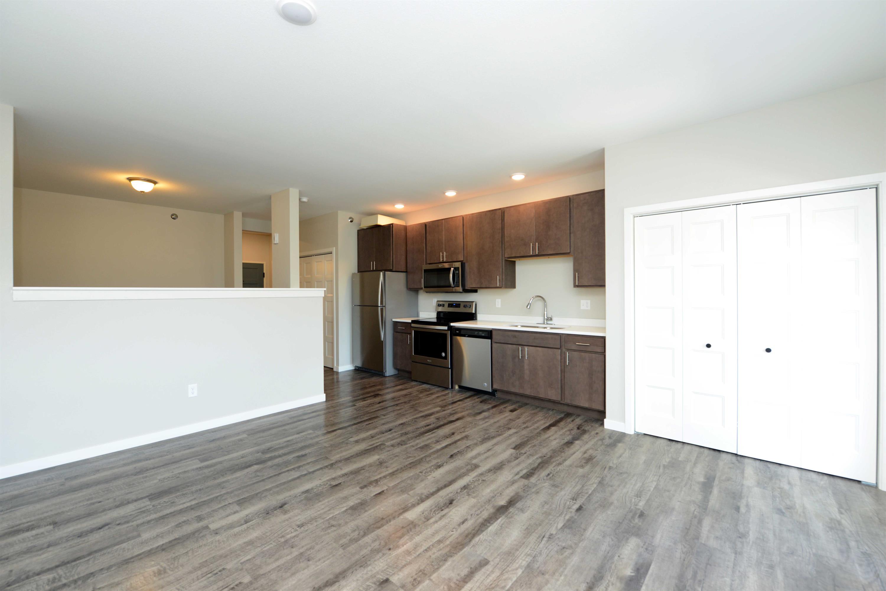 914 15th St N unit 102 – photo 4