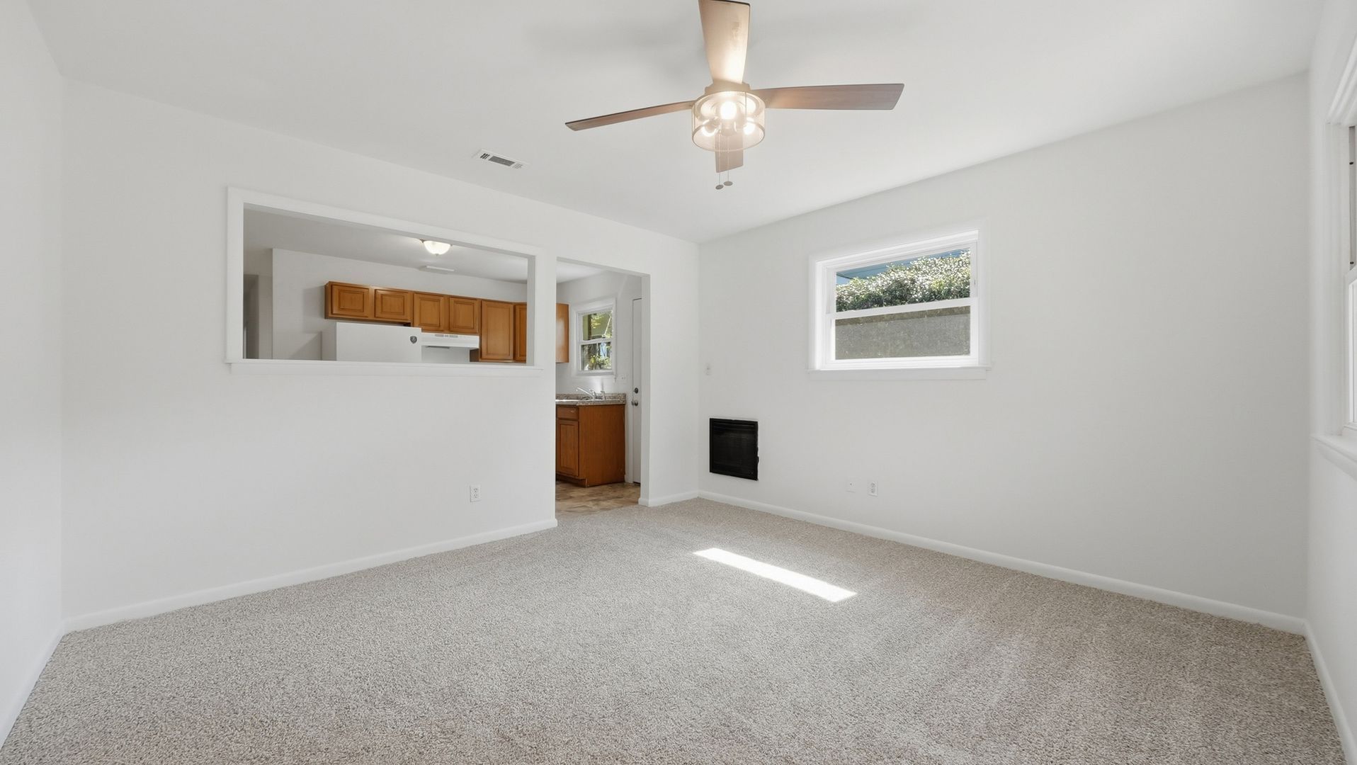 955 E 5th St – photo 3