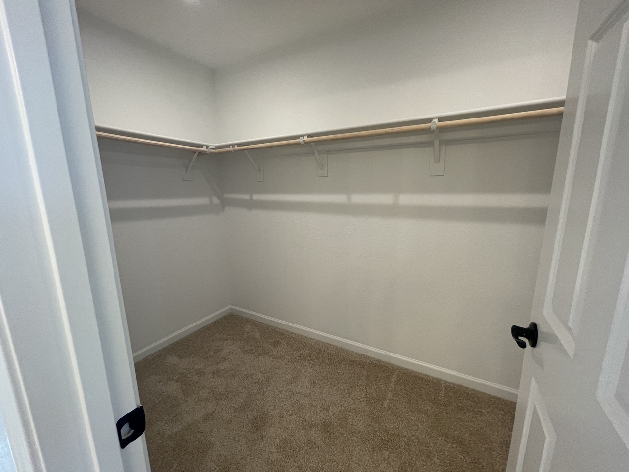 631 Estancia St – photo 2