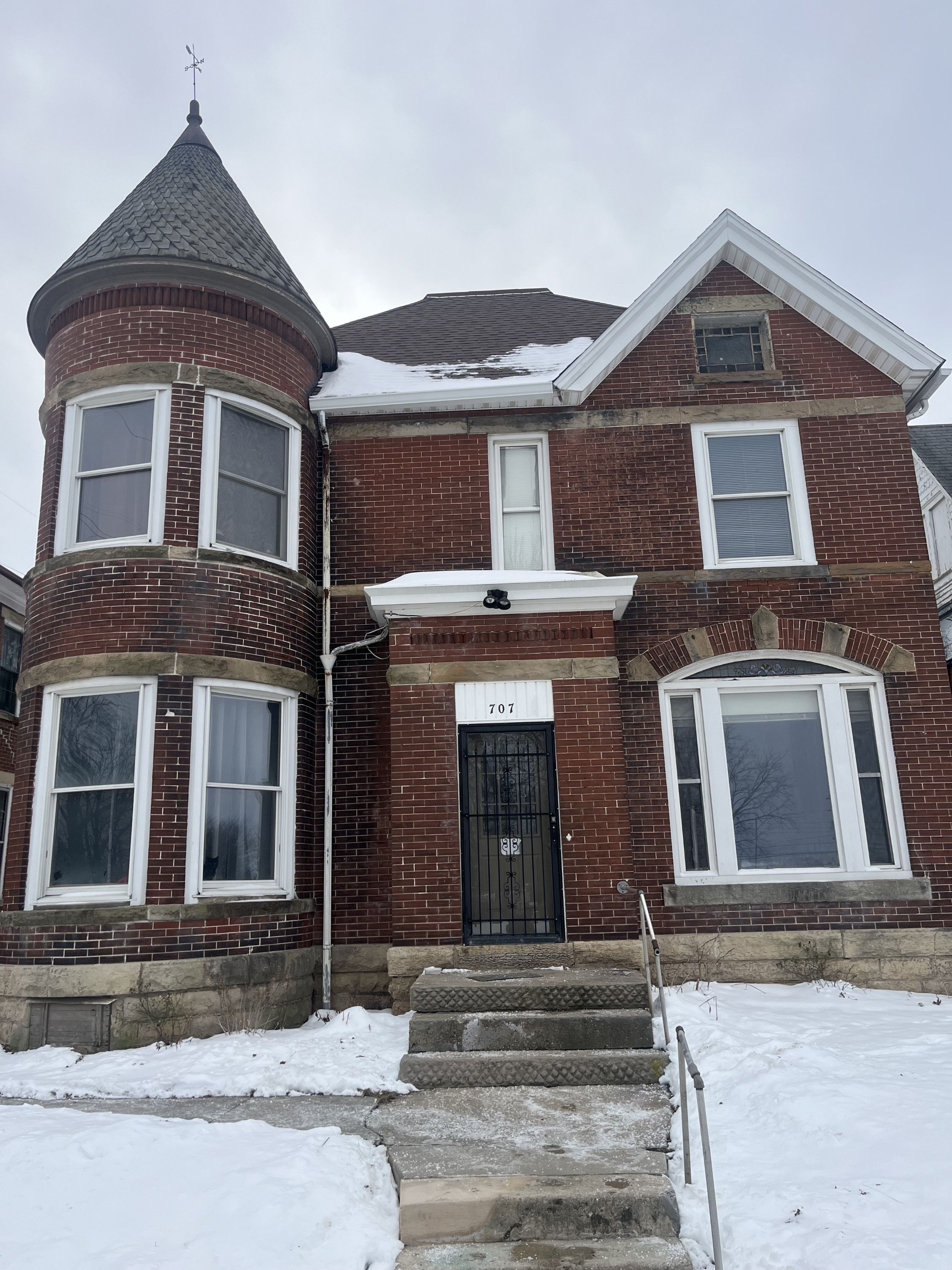 707 W High St unit 4 – photo 5