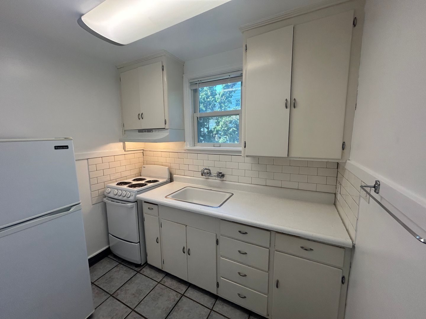 2005 W 2nd Ave unit #4 – photo 4