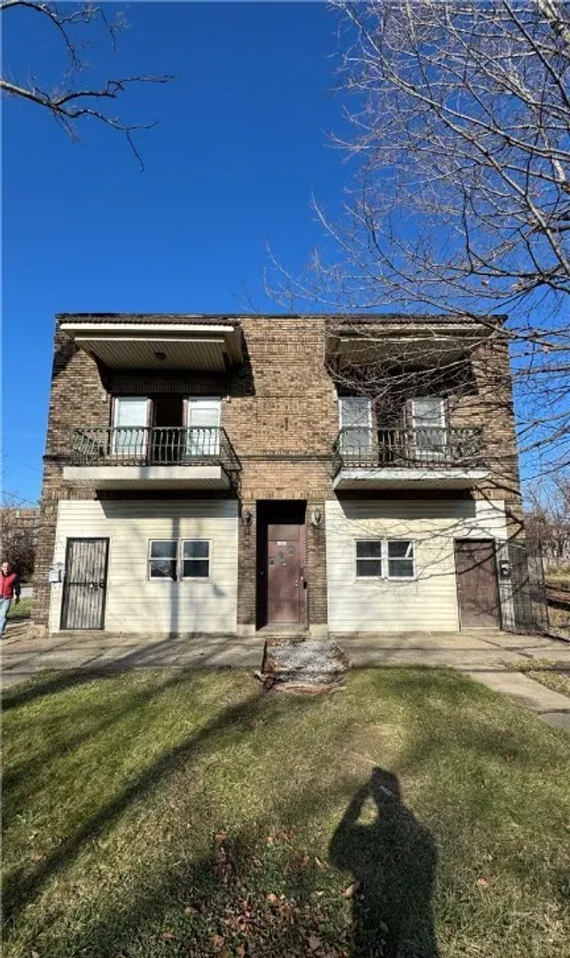 14201 Westropp Ave unit 14201 Westropp Ave UNIT 2 – photo 1