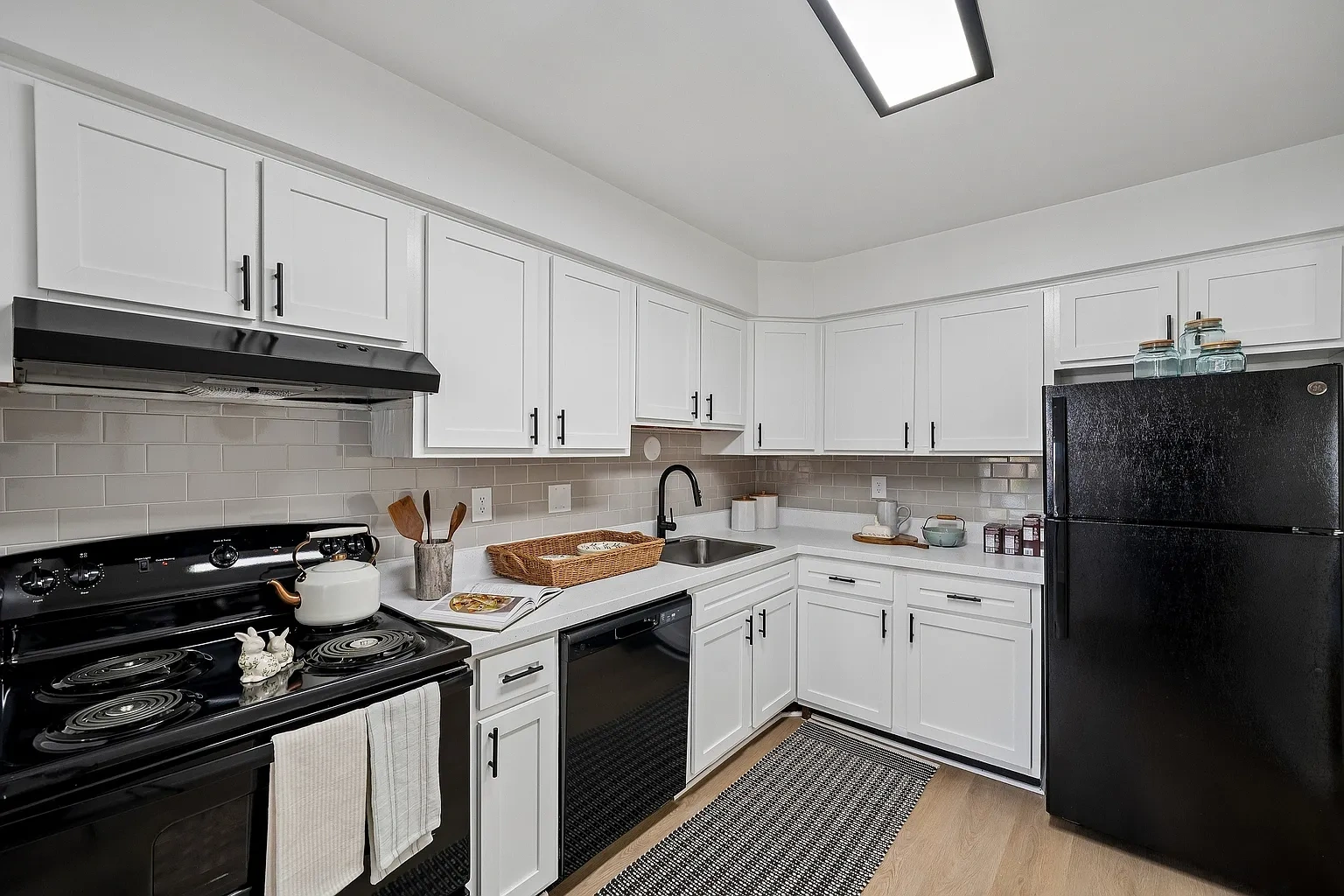 ReNew Franklin Hills – photo 2