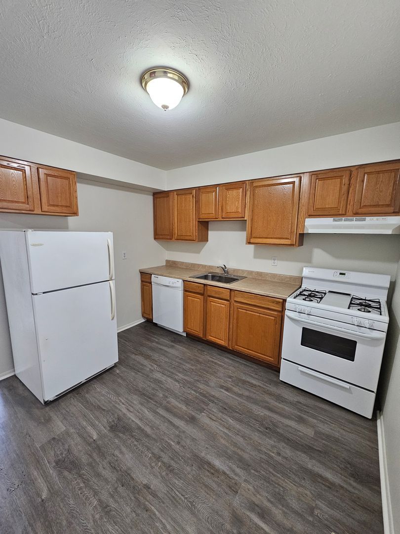 71 E Sprague Rd unit 111 E. Sprague – photo 4