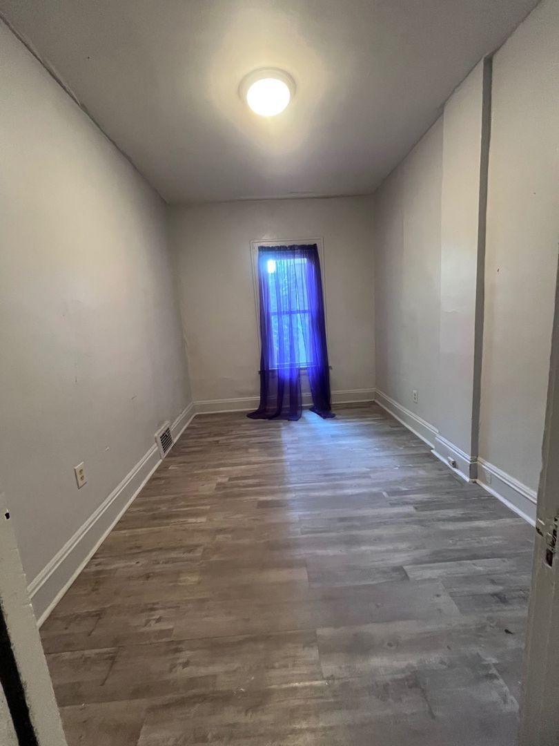4008 Ardmore Ave unit Unit 1 - DN Left/East – photo 2