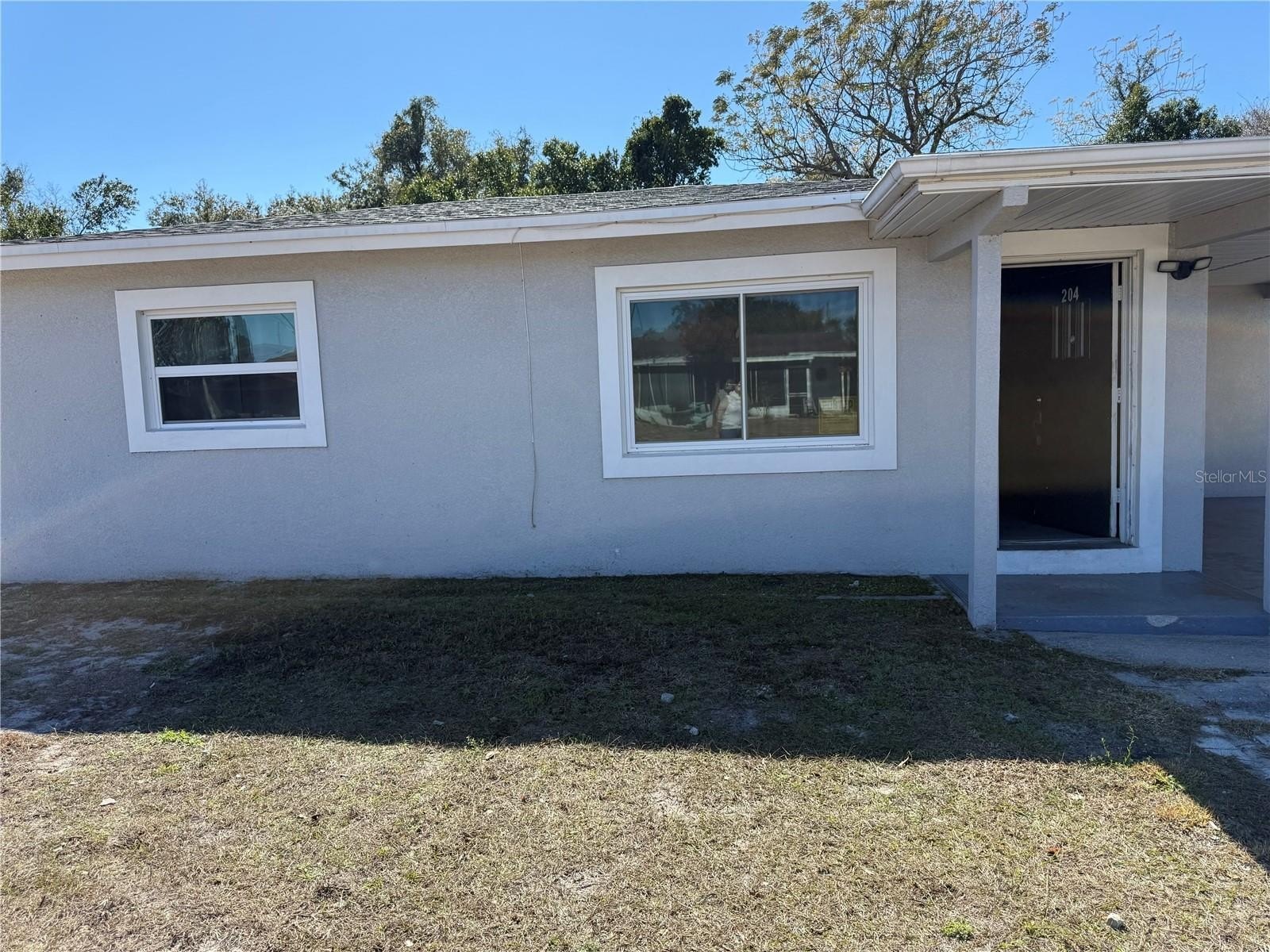 204 6th Jpv St – photo 1
