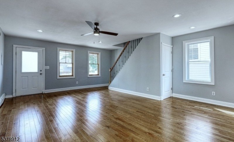 101 Carlton Ave – photo 2