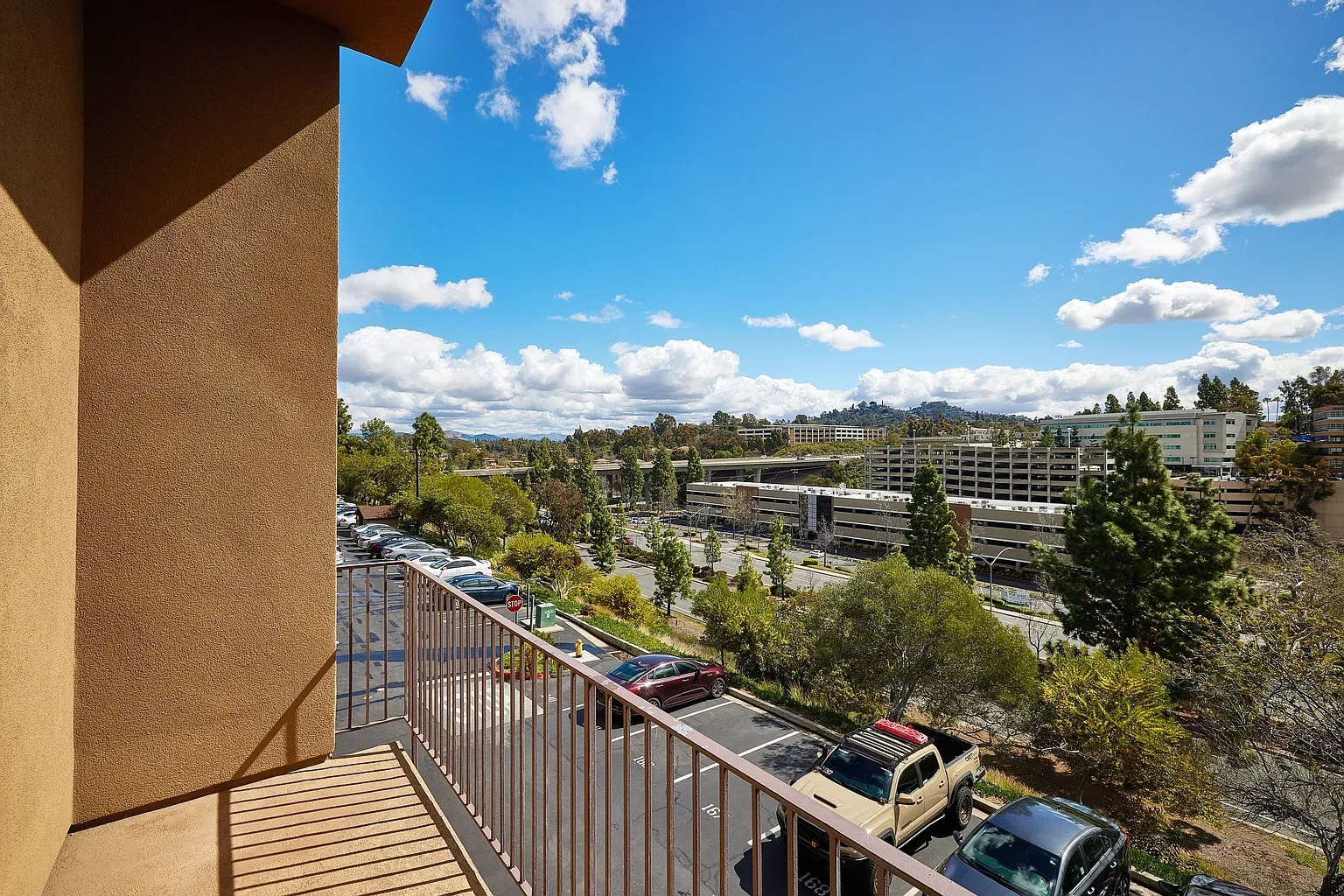 Mellmanor Apartments – photo 5