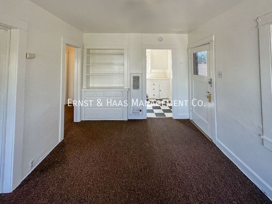 1618 E 4th St – photo 3