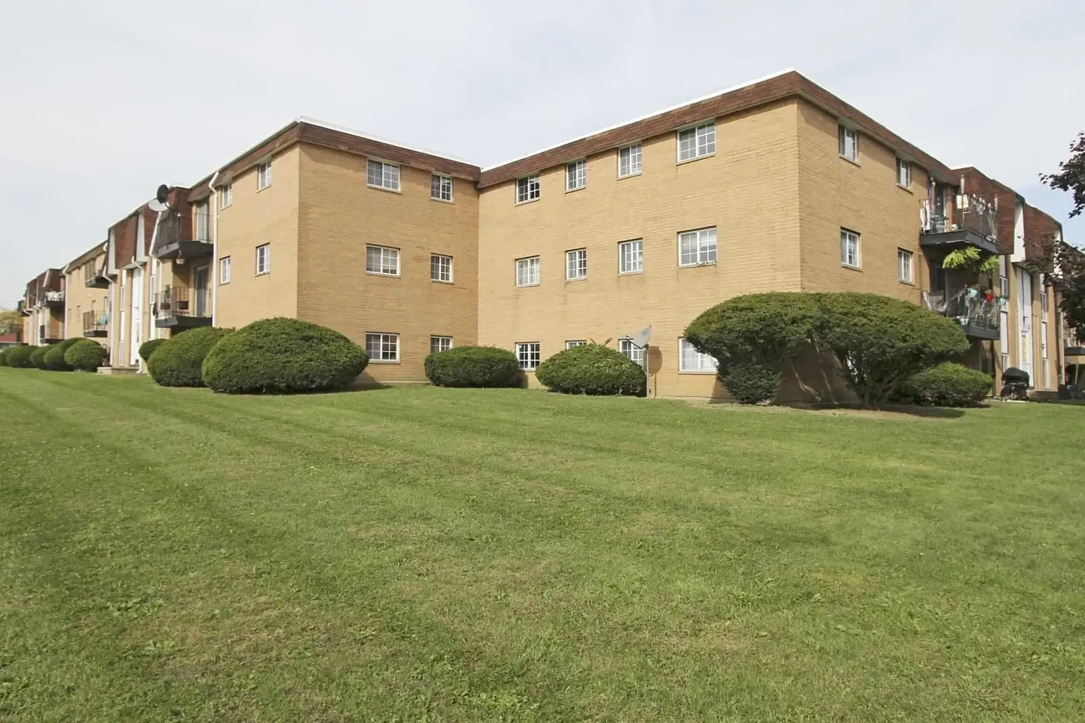 Lafayette Village – photo 2