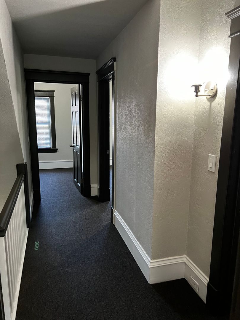828 Penn St unit 828 Penn Street – photo 4
