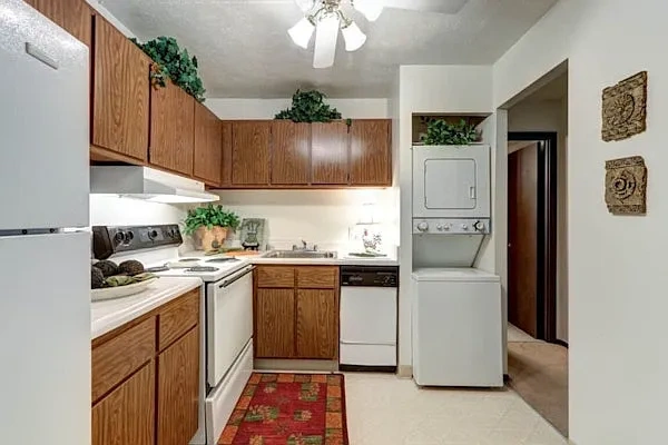 Bedford Green Apartments – photo 1