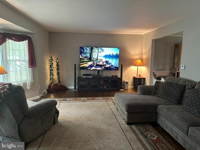 1603 Fairmount Ave – photo 3