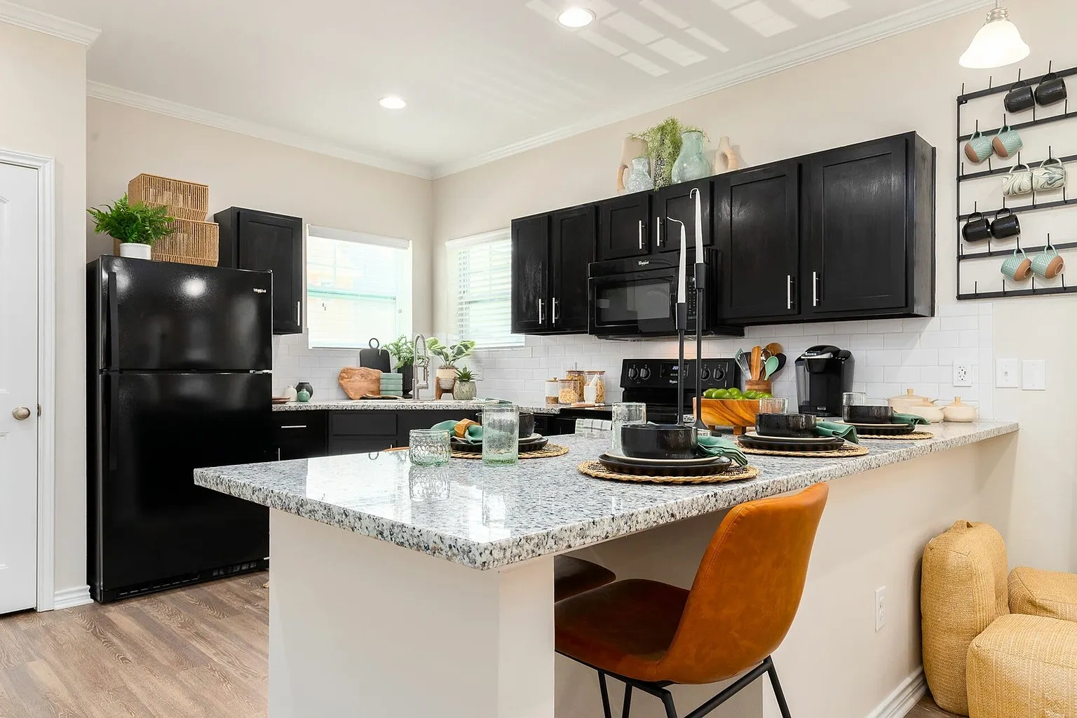 Seaglass Apartments & Townhomes – photo 4