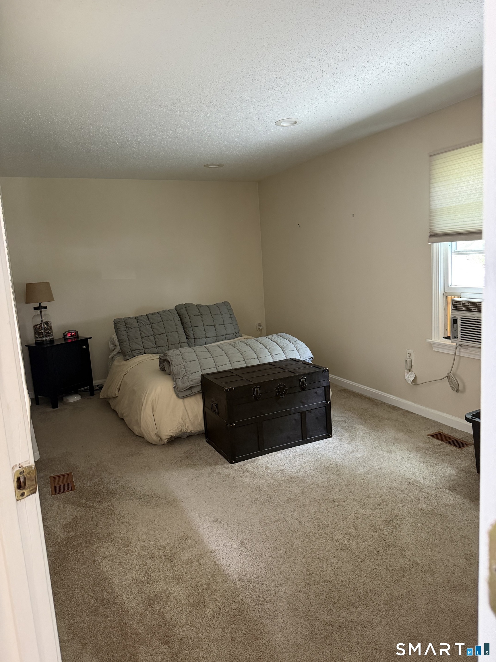 309 Halladay Dr – photo 4