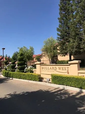 BULLARD WEST APARTMENTS – photo 2