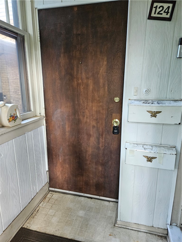 124 Lincoln Ave unit 2 – photo 2
