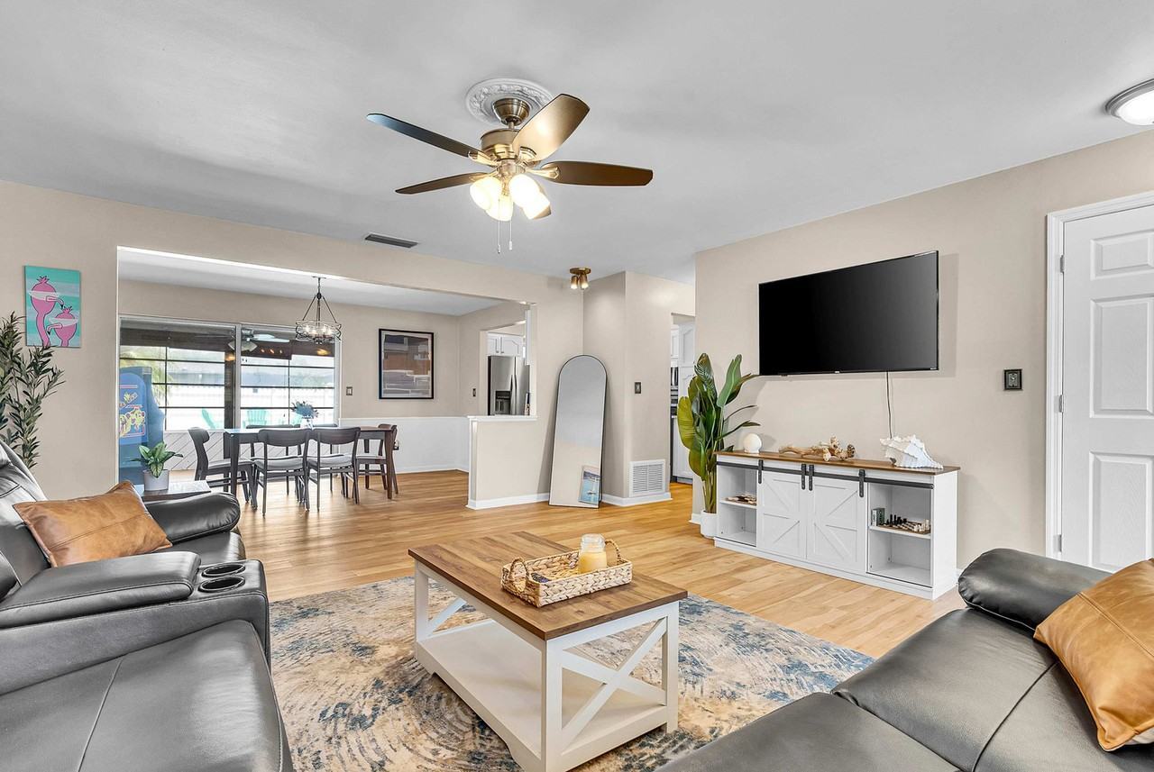 897 Imperial Dr unit 1244950P – photo 4