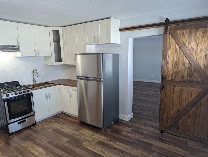 205 Oskaloosa St unit 202 – photo 3