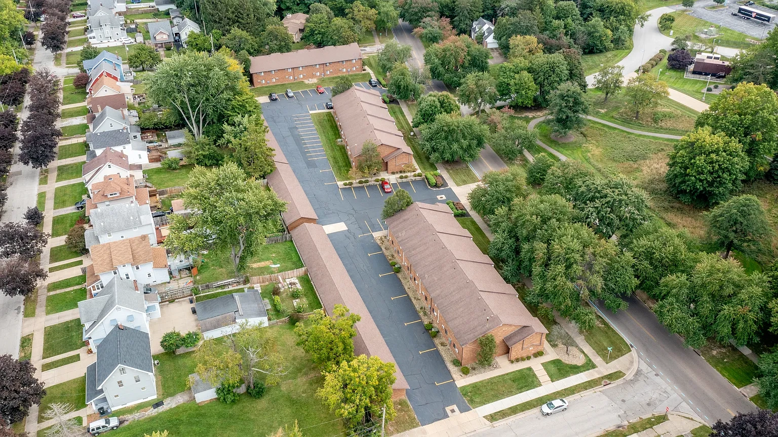 Firestone Park – photo 3