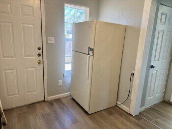 2122 21st St #C – photo 5