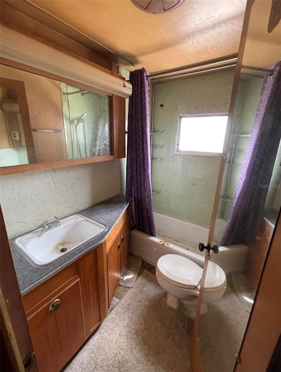 9736 Warrick St – photo 4