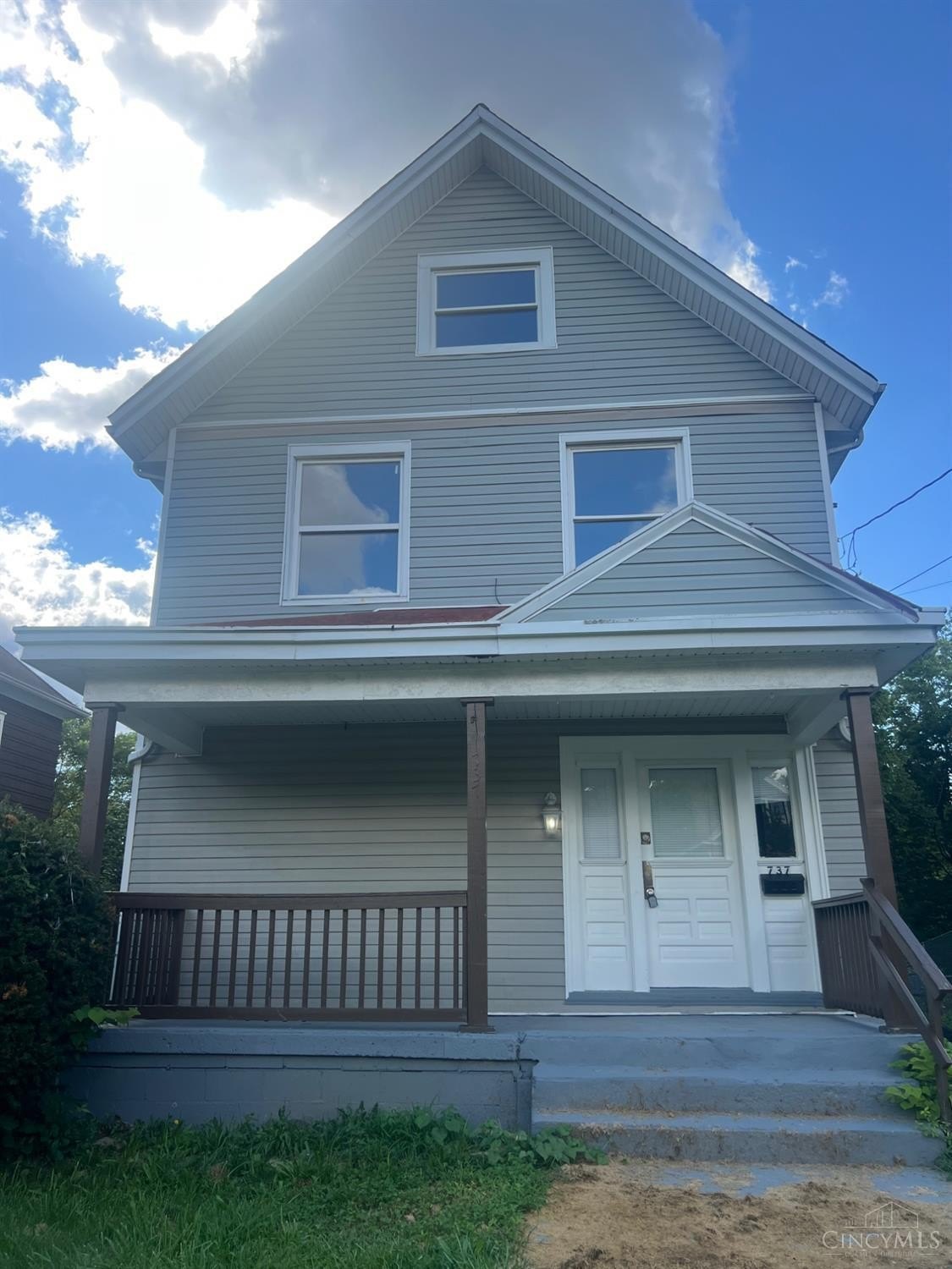 737 Wells St – photo 1