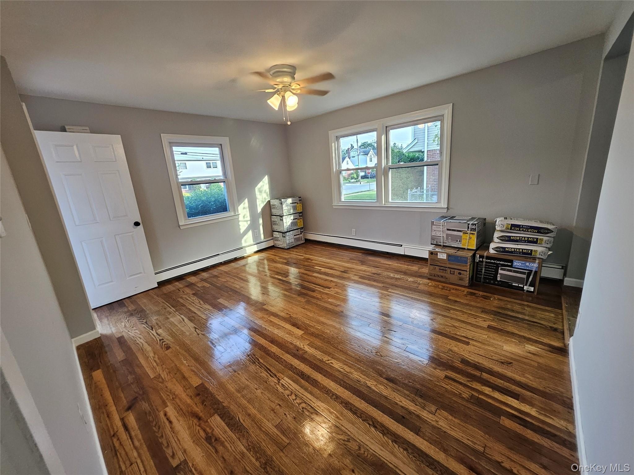 1571 Powers Ave – photo 5