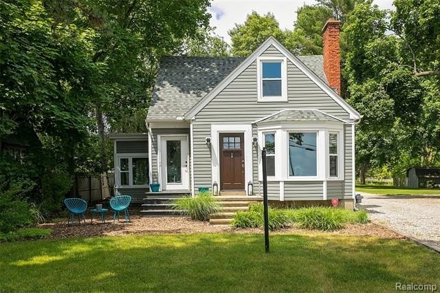 3630 Orchard Lake Rd – photo 1