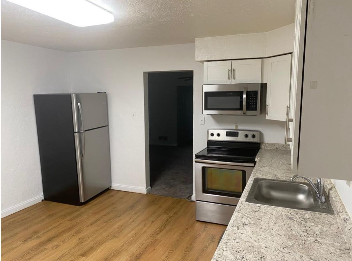 29 Lawn St unit Unit 2 – photo 2