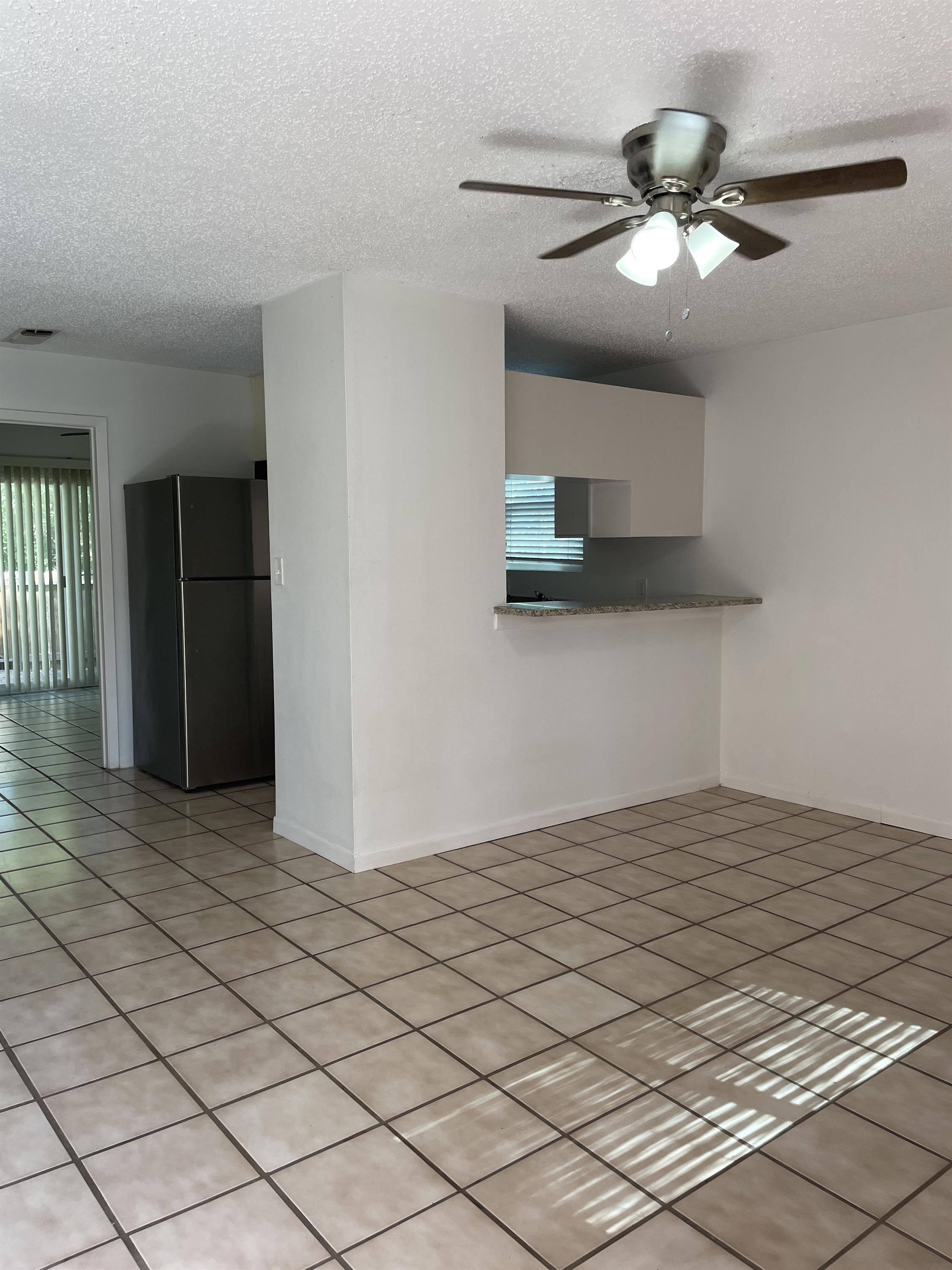 2409 Mesquite St unit 1 – photo 4