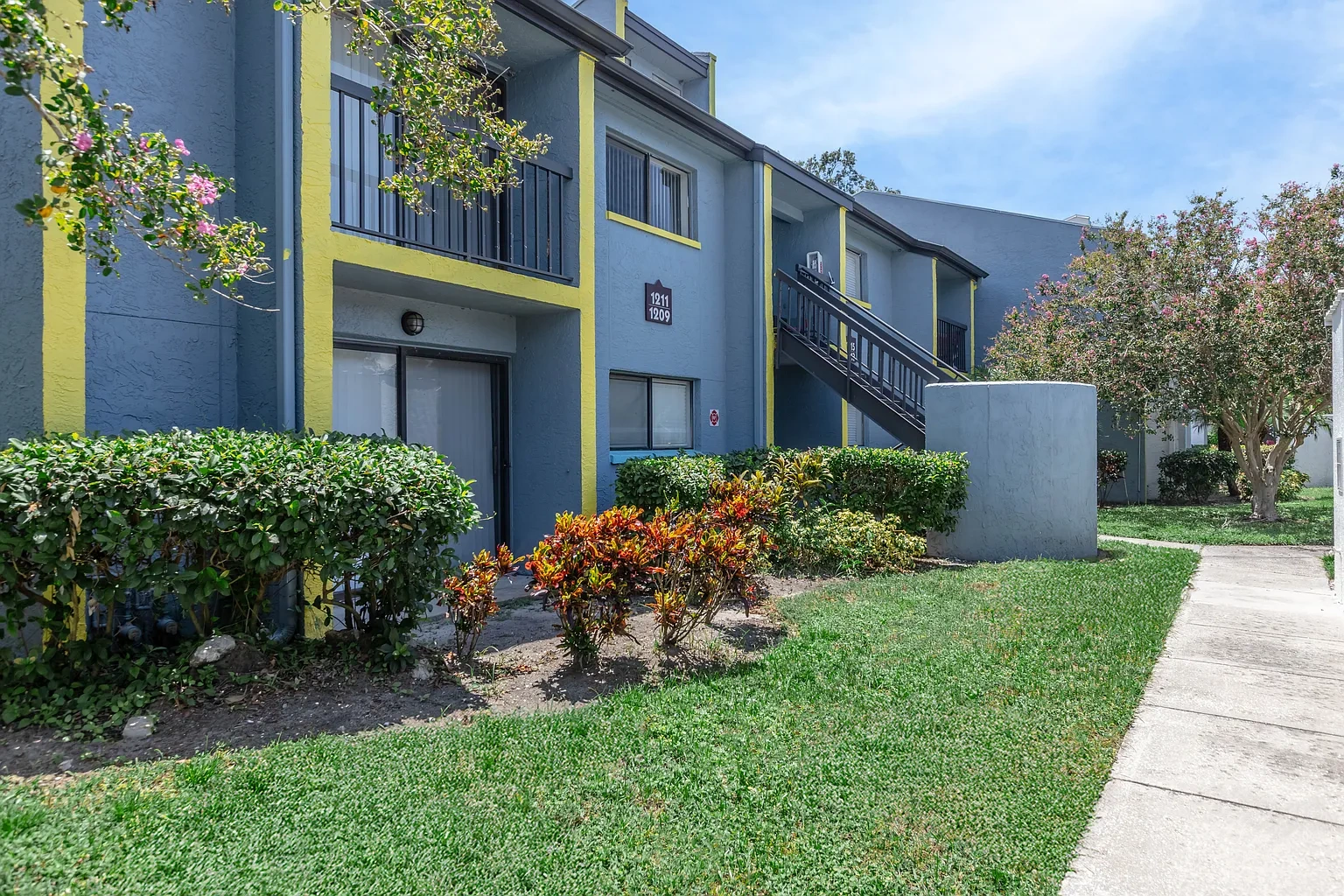 Westwood Crossing – photo 2