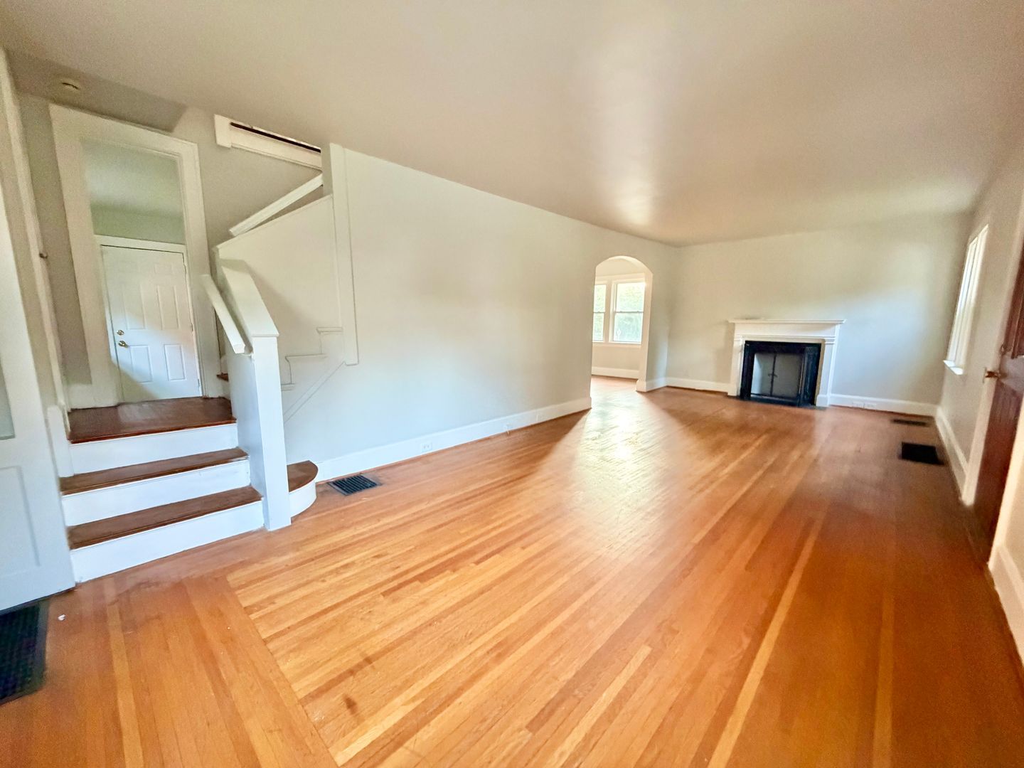 1750 Avonlea Ave – photo 3