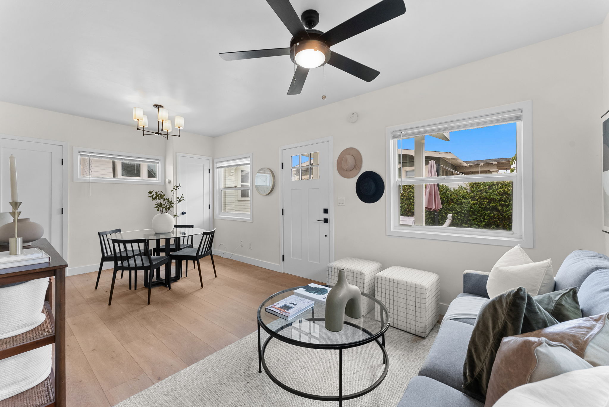2556 B St – photo 3