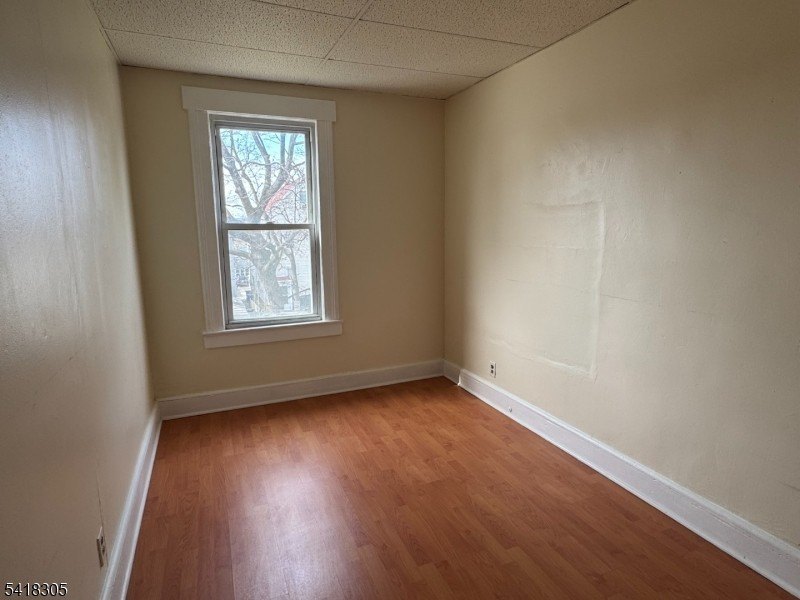 16 Cutler St – photo 2