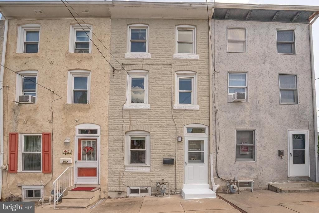 505 Spring Mill Ave – photo 2