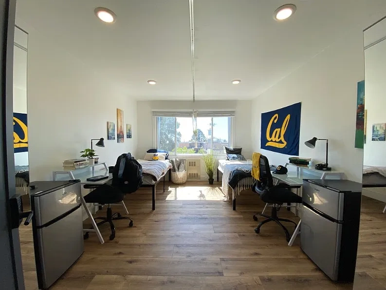 2425 Prospect – Floor plan