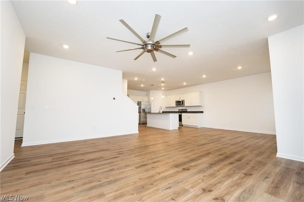 98 Brewster Dr – photo 4